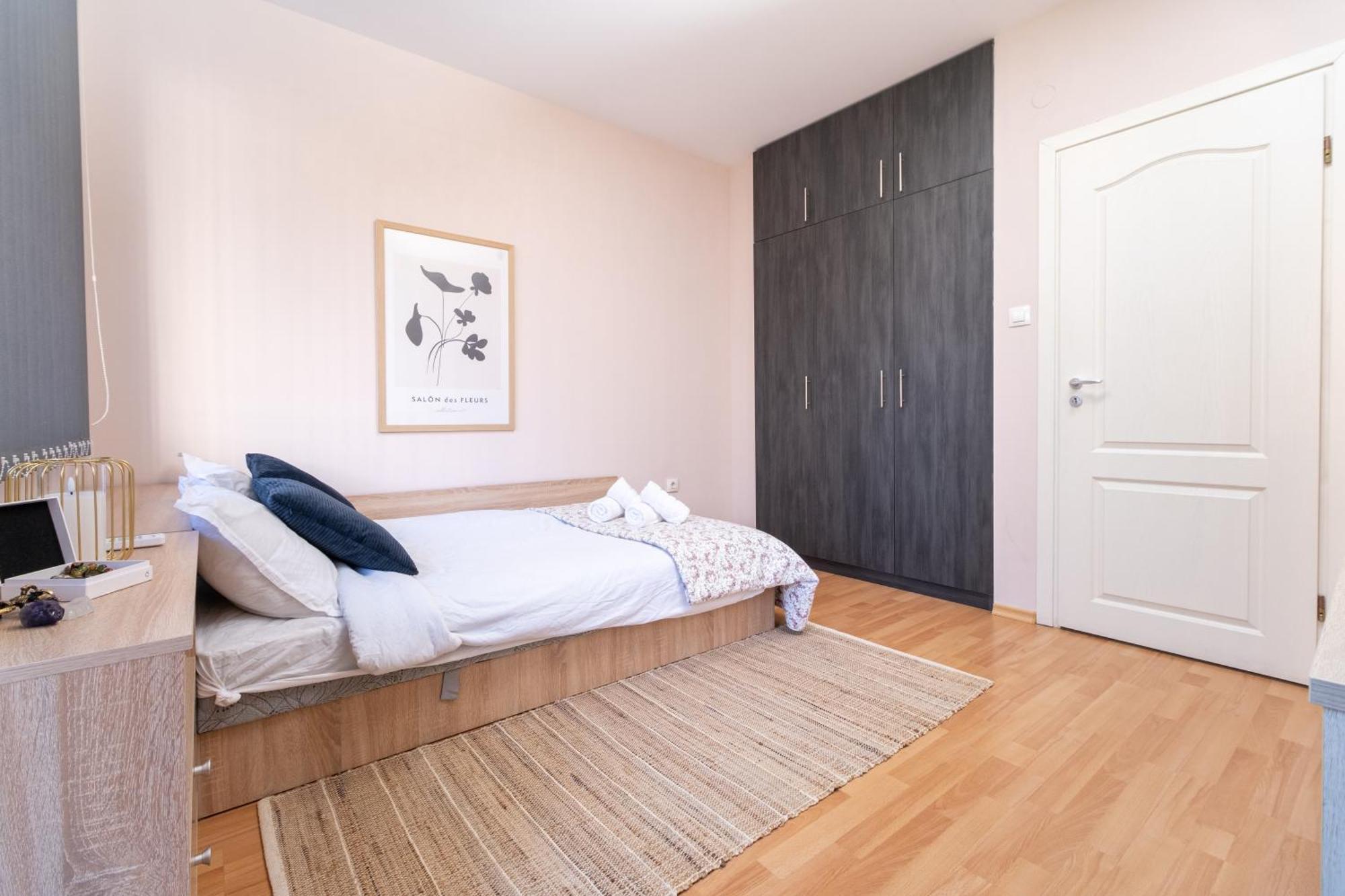 Comfortable 2Br Urban Getaway In City Center بلوفديف المظهر الخارجي الصورة